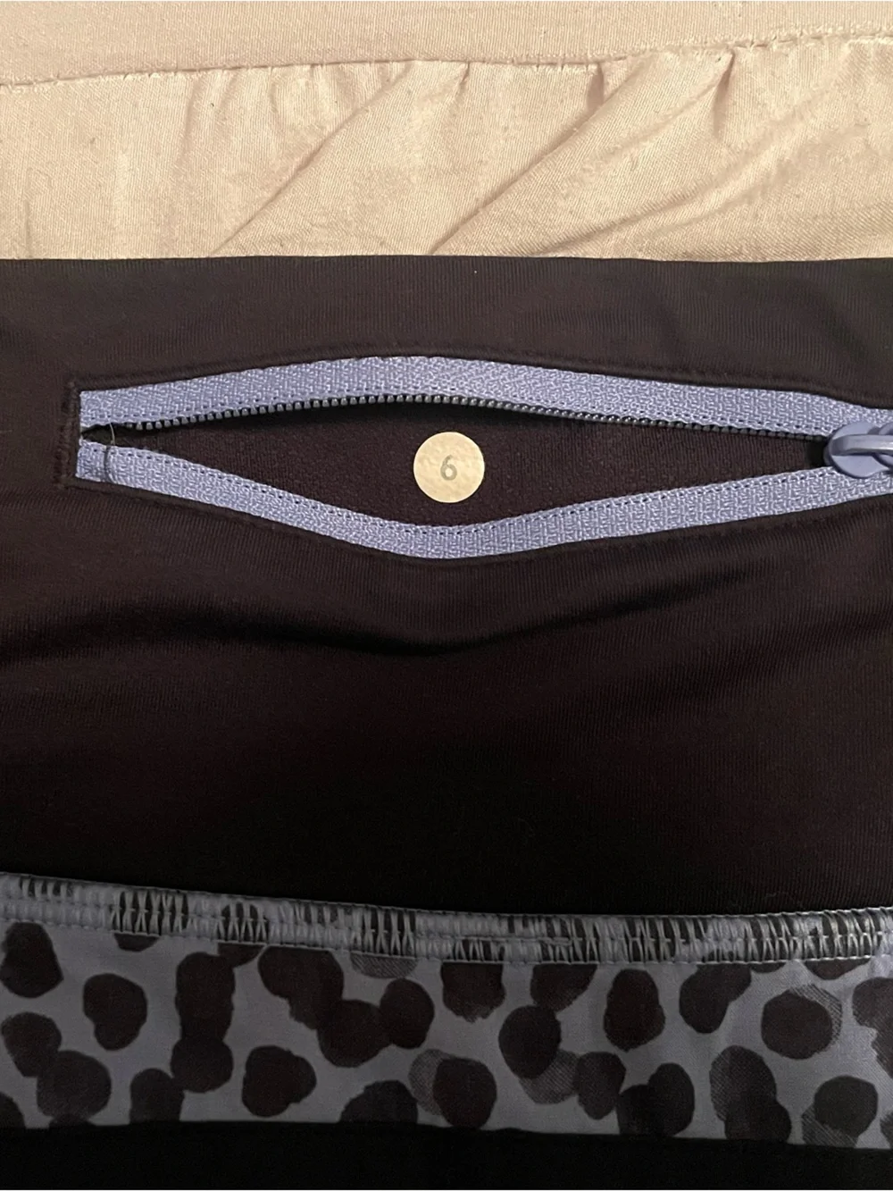 Lululemon Run Time Shorts Ace Spot Lullaby Black Blue Cheetah 4” Size 4